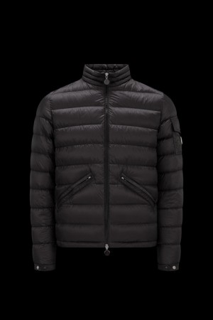 Chamarra Moncler Agay Hombre Negros | CKNI-70156