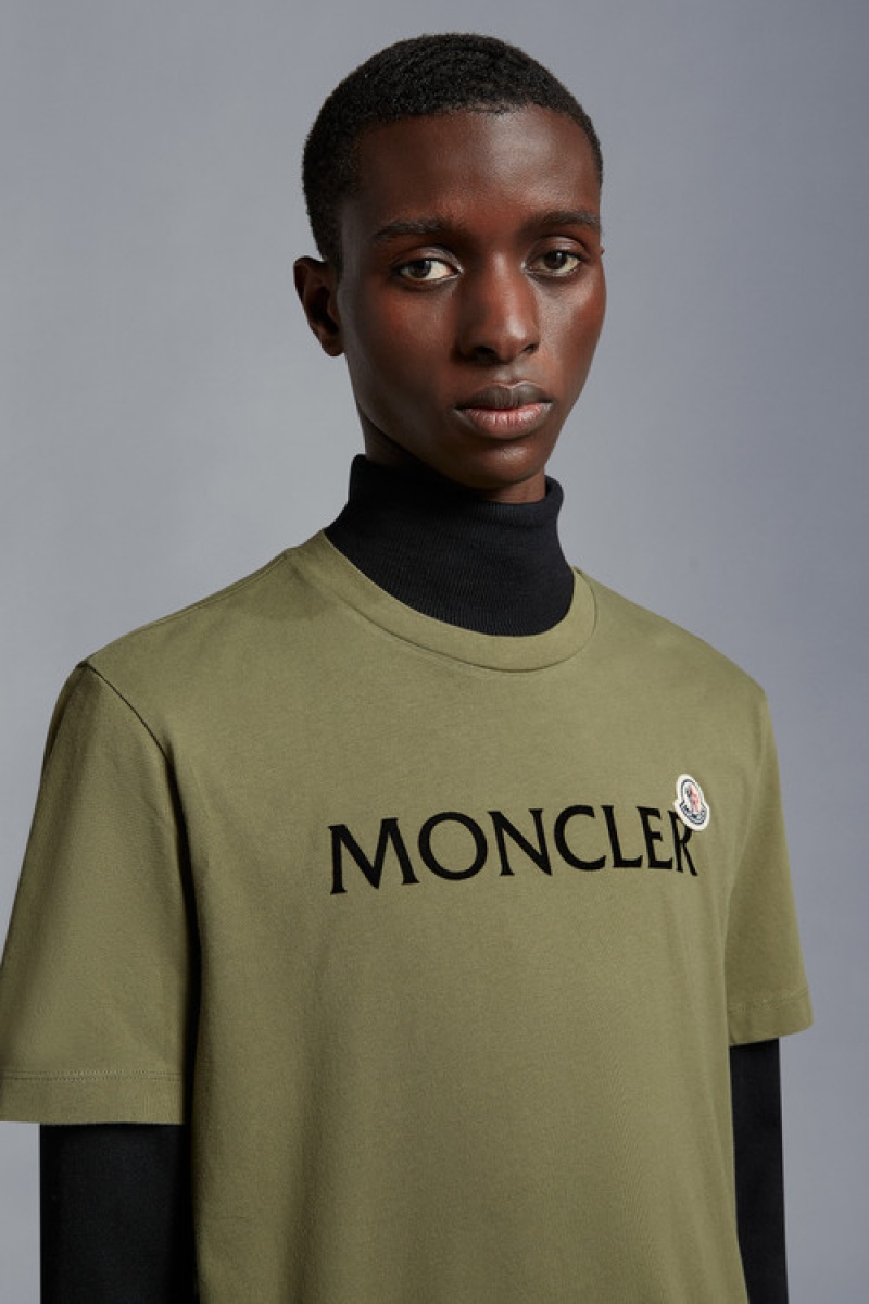 Camiseta Moncler With Estampados Hombre Verde Oliva Verdes | AOCP-13702