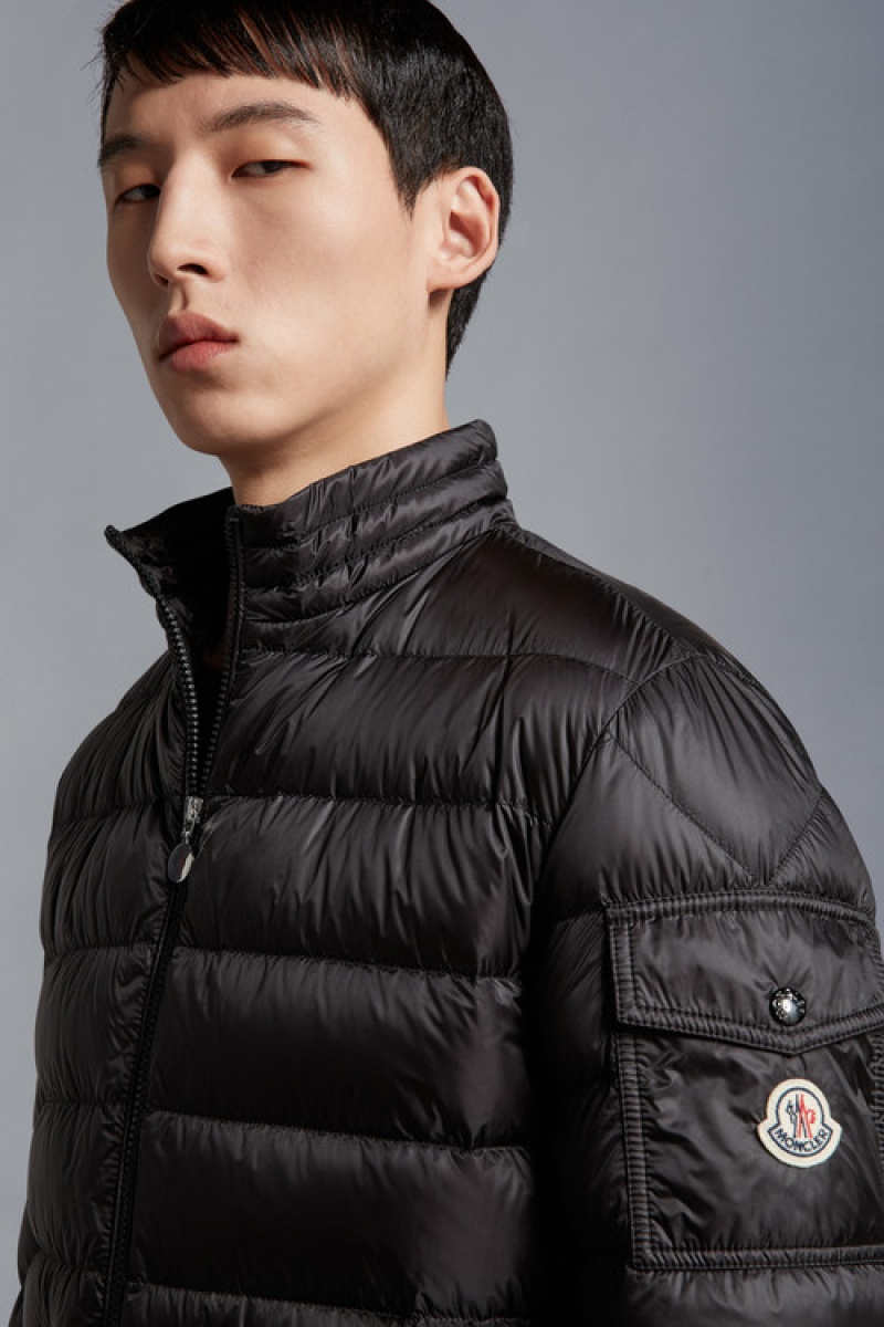 Chamarra Moncler Agay Hombre Negros | CKNI-70156