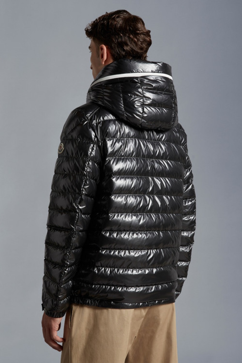 Chamarra Moncler Akinari Hombre Negros | DATX-61750