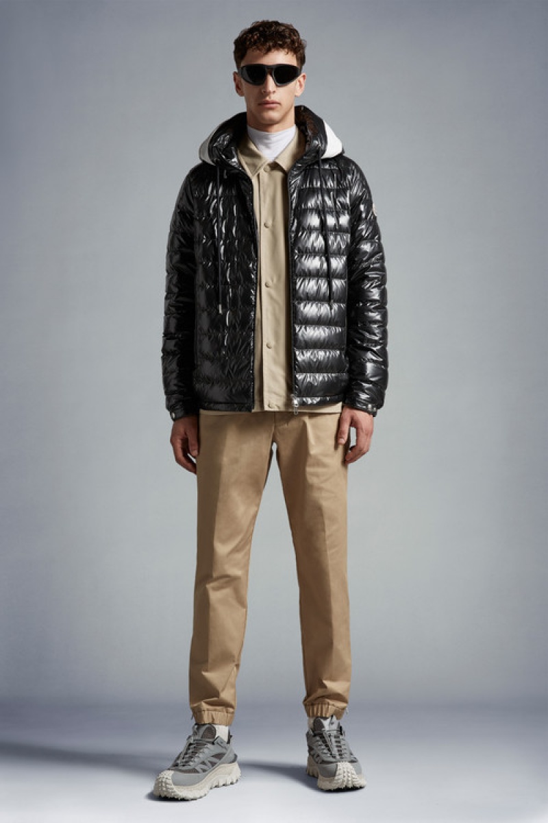 Chamarra Moncler Akinari Hombre Negros | DATX-61750