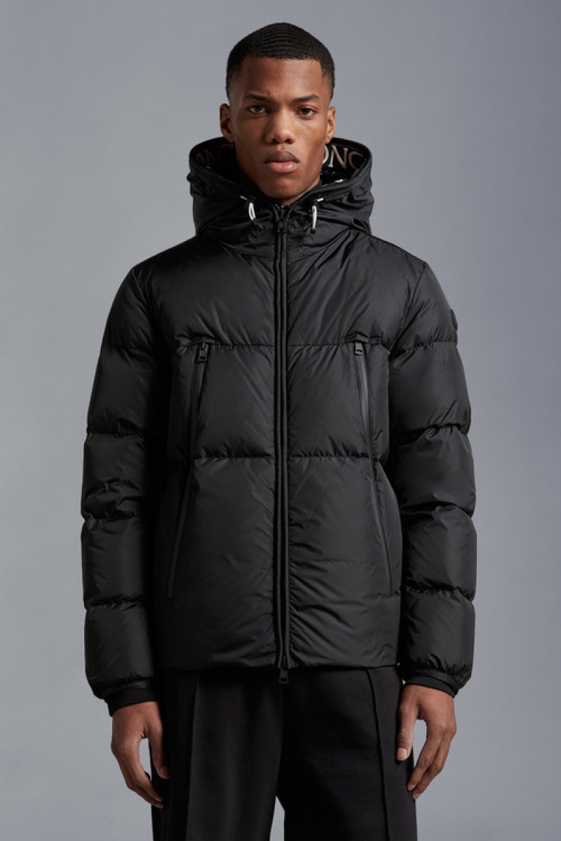 Chamarra Moncler Montcla Hombre Negros | OLHA-58471