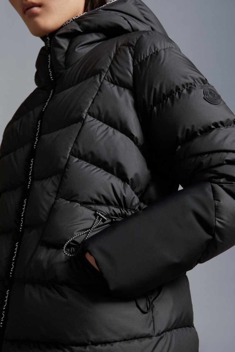 Chamarra Moncler Sittang Mujer Negros | CYMB-20697